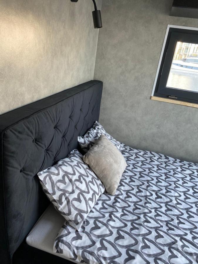 Houseboat Seafront Apartment Gdynia