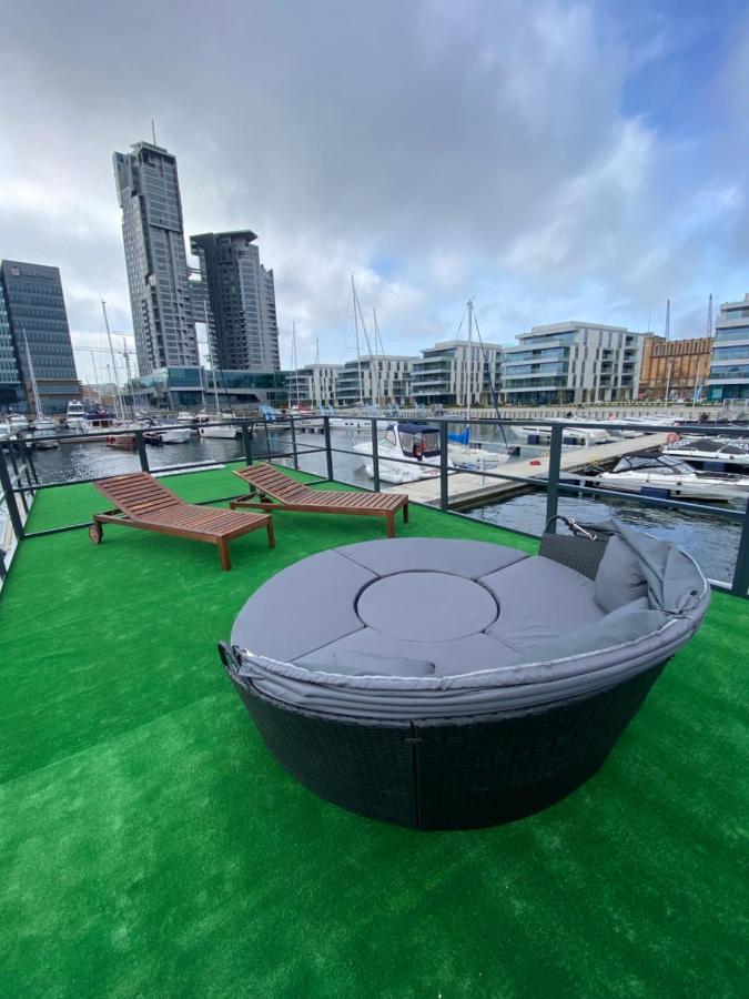 Apartment Houseboat Seafront *